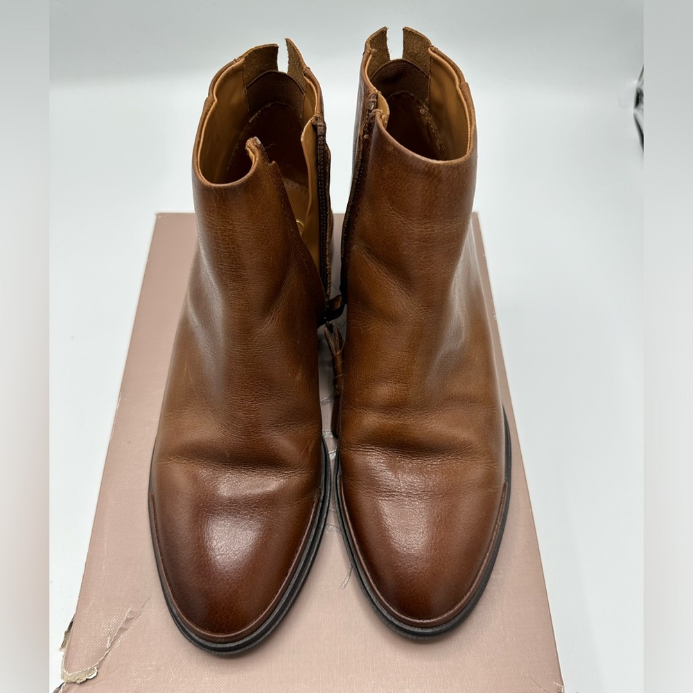 Franco Sarto A Nemi Bootie sz 7.5 in Saddle Brown